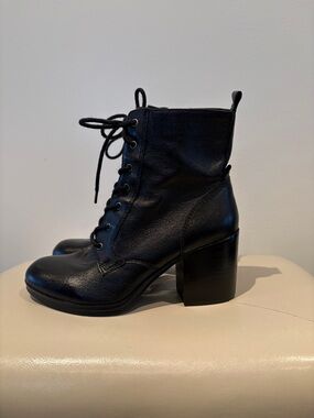 Nine West  Black Leather Lace-Up Block Heel Ankle Boots